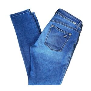 DL1961 Emma Legging Jeans Size 28